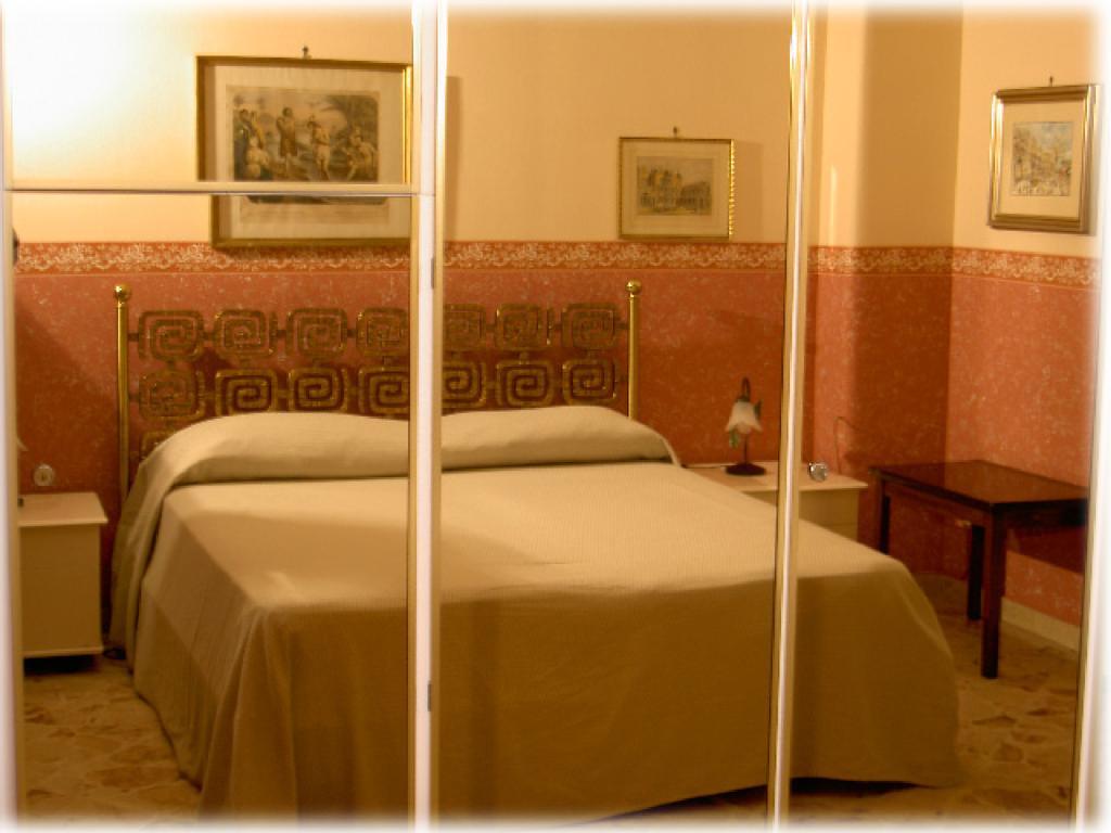 Casa Tina Maugeri Bed & Breakfast Catania Phòng bức ảnh