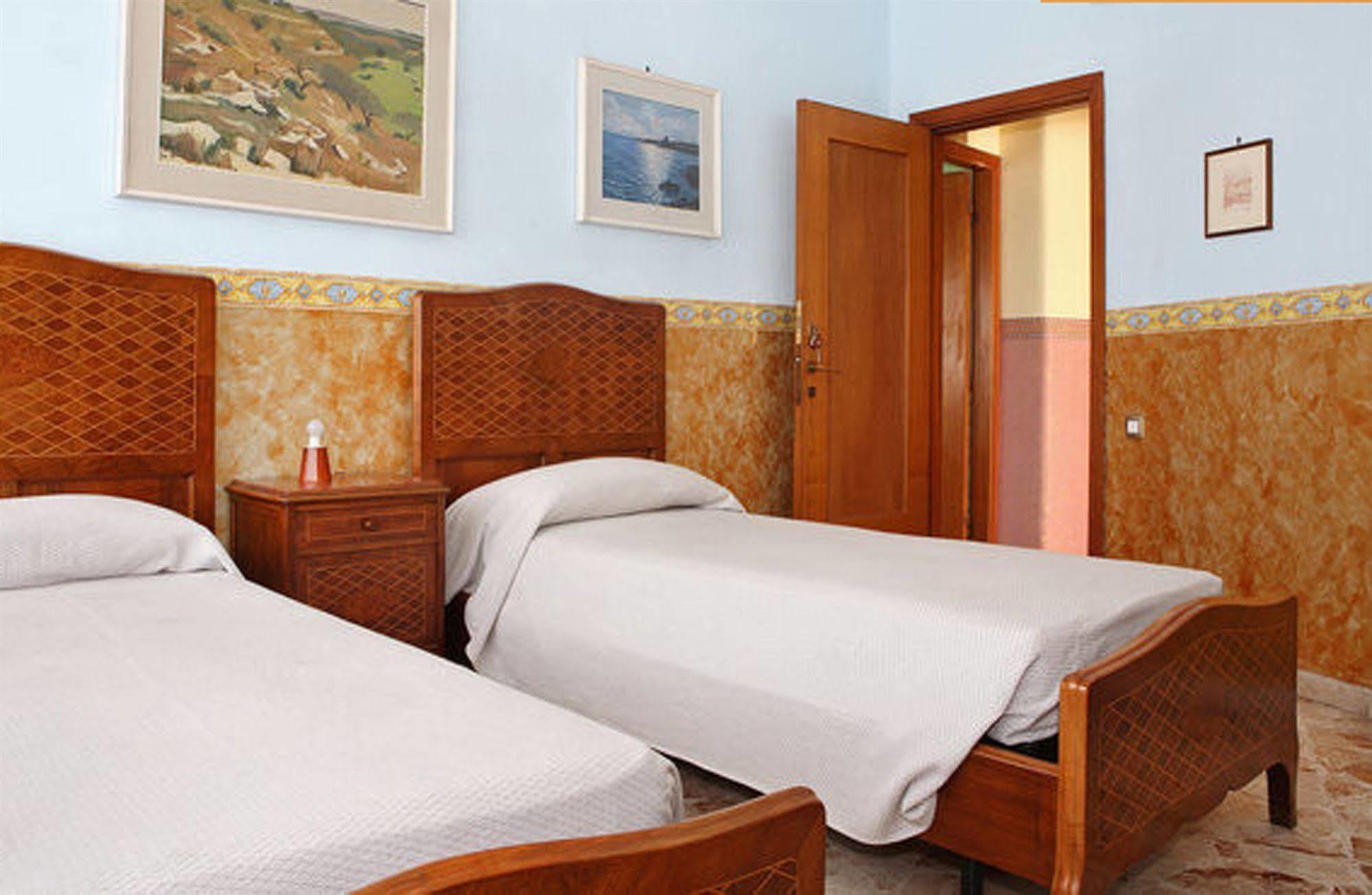 Casa Tina Maugeri Bed & Breakfast Catania Ngoại thất bức ảnh