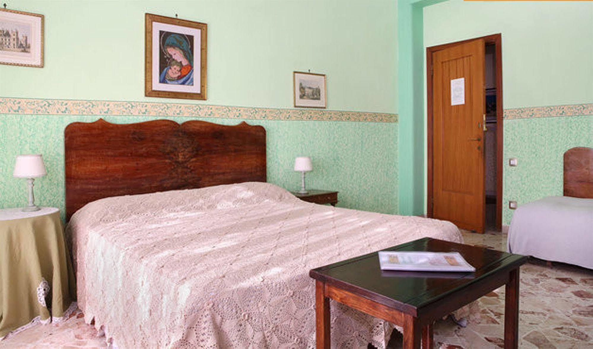 Casa Tina Maugeri Bed & Breakfast Catania Ngoại thất bức ảnh